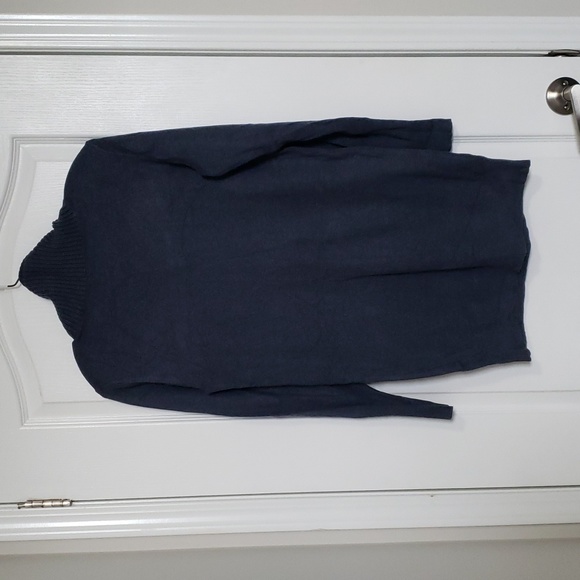 3/$25 Thyme Maternity long sweater, size M - Picture 3 of 3